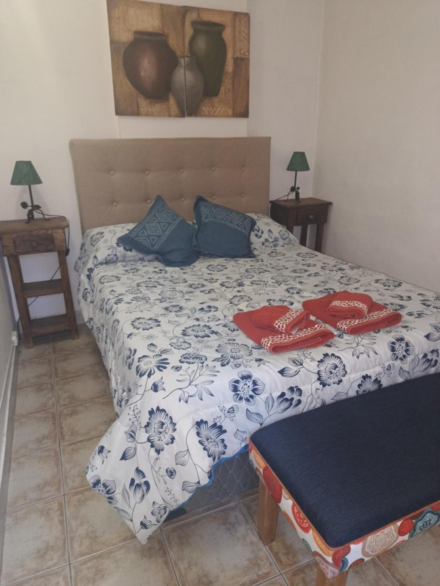 Apart Casas Del Centro El Calafate Exterior photo